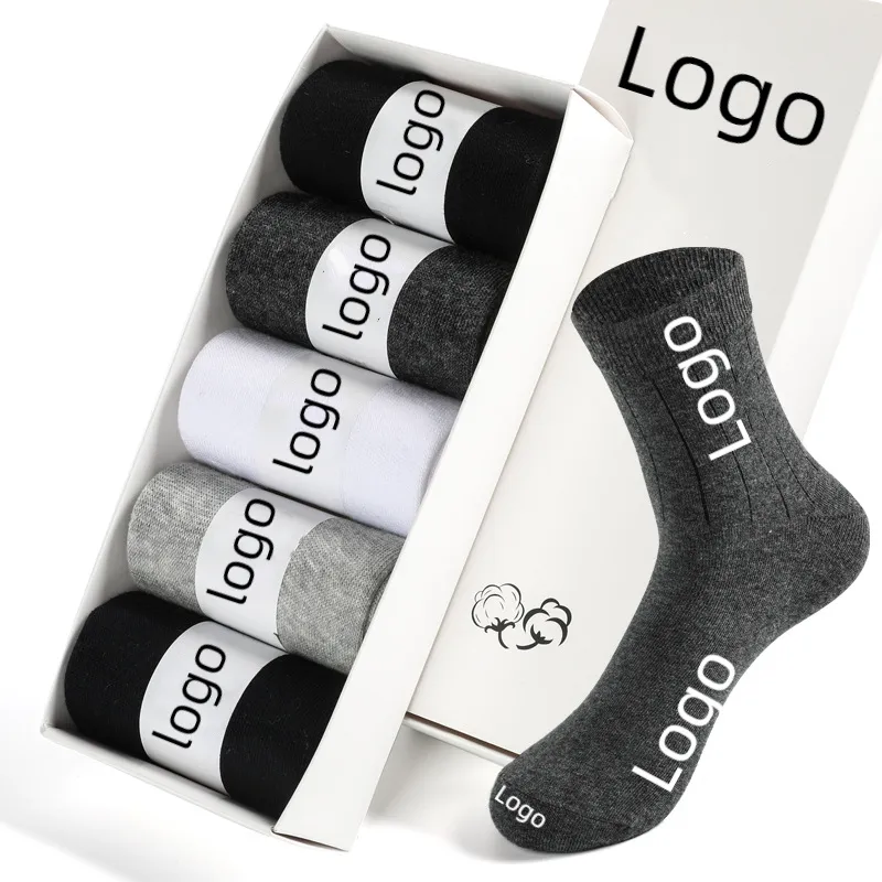 Alta qualidade tripulação designer algodão tornozelo mulheres logotipo cor material unisex personalizado meias oem medias