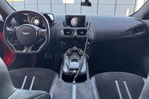 Aston Martin Vantage USADO del 2020 - Product Image 3