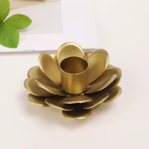 Portavelas de flor dorada, soporte decorativo para candelita, soporte de vela Floral romántico, regalo elegante para fiesta de boda, decoración del hogar - Product Image 1