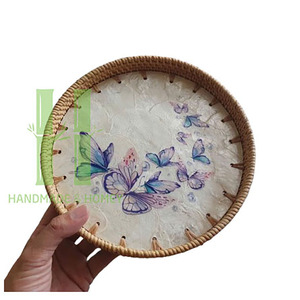 Elegante plato de fregona bandeja de madreperla de ratán bandejas de servicio de comida ecológicas para Decoración de mesa diseño OEM Vietnam HNH Craft - Product Image 1