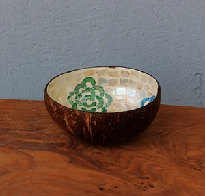 Bols en coquille de noix de coco faits à la main vietnamiens-100% naturels, écologiques | Qualité d'exportation | VIET FARGIMEX - Product Image 5