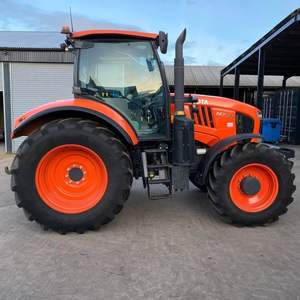 Tracteur Kubota de qualité supérieure 70HP 180HP 4WD 4x4 pour l'agriculture moderne Livraison rapide Achetez maintenant avec des composants de transmission moteur YTO - Product Image 5