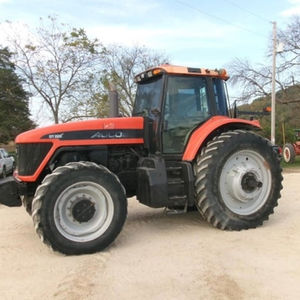 Tractor AGCO DT220A de 220 CV con Tracción en las 4 Ruedas y Transmisión Avanzada, Maquinaria Agrícola Potente para Operaciones Agrícolas a Gran Escala - Product Image 1