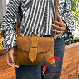 กระเป๋าถือหนังแท้สำหรับผู้หญิง, กระเป๋าพาดลำตัวดีไซน์วินเทจกระเป๋าหนังวัวคุณภาพสูง - Product Image 1