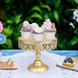 Soporte de pastel de Metal chapado en oro de alta calidad diseño de corazón soporte de Cupcake hecho a mano para decoraciones de boda de cumpleaños recién fantástico - Product Image 4