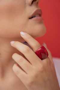 2024 nuevo anillo de mujer de resina roja Rosa francesa caliente dulce fresco acrílico Ángel chica anillos al por mayor Idea de regalo - Product Image 4