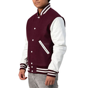 Chaqueta Varsity Unisex Retro Americana de Invierno, Cuerpo de Lana, Mangas de Cuero, Cálida, con Parches Frontales - Product Image 4