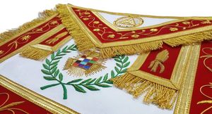 Nuevo delantal masónico de Alto Sacerdote del Arco Real, con bordados artesanales de punto de cruz y costura, y corona con solapa. - Product Image 4