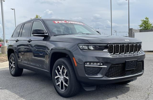 (EF) 2025 JEAP Grand Cherokee Limited X - Product Image 3