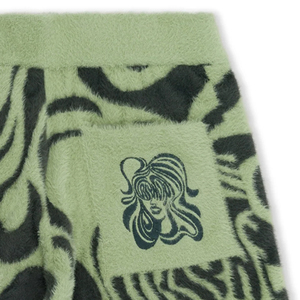 Producción OEM al por mayor de prendas de punto de moda, entrega rápida, pantalones cortos de mohair gruesos y afelpados para hombre, ropa informal cálida de invierno al por mayor - Product Image 6