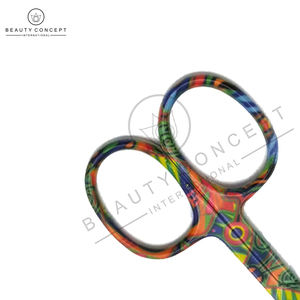 Ciseaux à prix de gros multicolores pour manucure et pédicure Ciseaux à cuticules de qualité supérieure par Beauty Concept Sustainable - Product Image 4