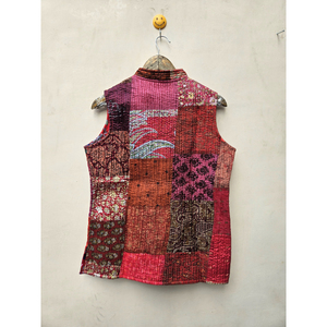 Veste matelassée sans manches pour femmes, faite à la main, style bohème indien vintage, patchwork unique, rivet en coton imprimé à rayures - Product Image 6
