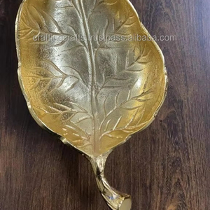 Bandeja decorativa de metal chapado en oro de alta calidad, bandeja de fruta seca de vidrio de metal decorativo de India a la venta - Product Image 1