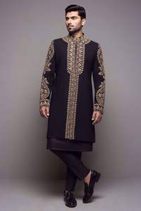 2024 nuevo deslumbrante bordado novio Sherwani Kurta y pantalón conjunto transpirable negro cuentas de cristal Dabka trabajo boda accesorio - Product Image 2