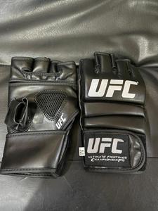 Guantes de Combate Profesionales de Alta Calidad para Competencia de UFC MMA, de Cuero, Medios Dedos, Palma Abierta, para Kickboxing, Negros y Azules - Product Image 5