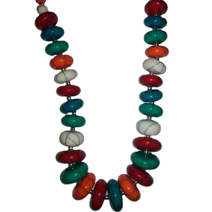 Collier en résine fait main pour femmes bijoux de mode modernes avec diamant à la mode couleur blanche conception de chaîne élégante - Product Image 1