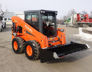 รถตักล้อยาง Kubota SSV75 ปี 2026 กำลัง 74 แรงม้า เครื่องยนต์ดีเซล สำหรับงานก่อสร้าง พร้อมบุ้งกี๋ขนาด 0.60 ลูกบาศก์เมตร พร้อมจัดส่ง - Product Image 1