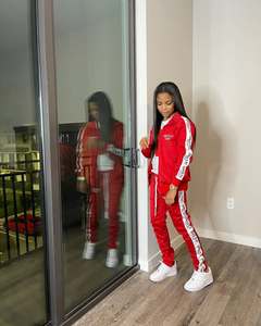 Conjunto Deportivo Personalizado para Mujer, Conjunto de Sudadera con Cremallera y Pantalones Jogger Lisos para Otoño, Ropa Deportiva de Dos Piezas - Product Image 2