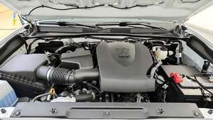 UTILISÉ EN BON ÉTAT 2022 pour Tacoma SR5 V6 Double Cab 4WD Conduite à gauche 5 sièges - Product Image 3