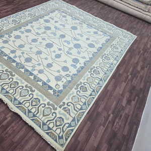 Tapis en laine bleu clair fait à la main au design moderne oushak noué à la main pour la maison ou le pique-nique Taille personnalisable de 5x8 à 10x12 - Product Image 1