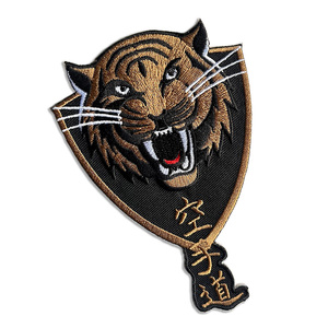 Patch Ricamate Morbide con Logo 3D in Rilievo, Distintivi Personalizzati Colorati, Emblemi Tagliati al Laser, Ecologici con Stampa Serigrafica - Product Image 3