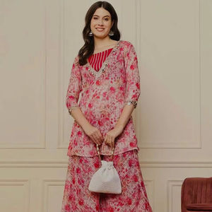 Conjunto de Top y Blusa con Estampado Digital Atractivo de Diseñador, Estilo Casual y Elegante para Fiestas, con Detalles de Espejo Real y Pantalones Palazzo - Product Image 1