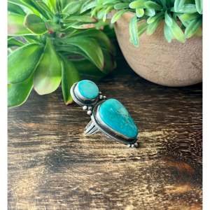 Tim Smith Kingman Turquoise & Sterling <b>Silver</b> <b>Statement</b> <b>Ring</b> Bezel Set with Natural Stone and Pearl Size 8 Everyday Wear - Product Image 3