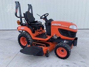 Bon marché, tracteur Kubota BX 4WD utilisation agricole avec rétrocaveuse à chargeur frontal à vendre - Product Image 3