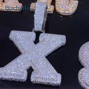Venta al por mayor personalizado 925 plata y oro blanco plateado 3D letras de La Baguette estilo Hip Hop colgante Moissanite en diseño de letras de la A-Z - Product Image 5