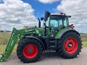 Tracteur agricole d'occasion Fendt 512 VARIO 2023, 120 CV, moteur AGCO POWER, préchauffeur, pack de filtration de carburant inclus, chauffé - Product Image 3