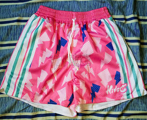 Pantalones Cortos Deportivos de Malla de Secado Rápido Personalizables de Alta Calidad para Baloncesto, Natación y Playa - Product Image 3