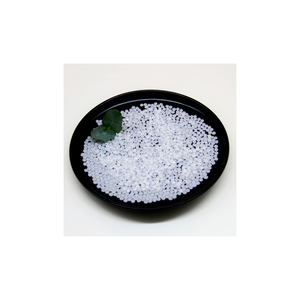 Granulés LLDPE blanc laiteux de qualité supérieure pour tuyaux et films – Options vierges et recyclées - Product Image 1
