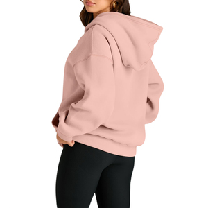 Sweat à capuche oversize en polaire pour femme, logo personnalisé, décontracté, épaules tombantes, vêtements d'automne et d'hiver, motif élégant sur le devant - Product Image 2