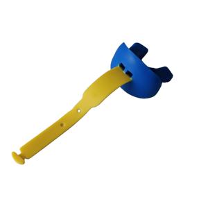 Protector Bucal de Fútbol Azul Claro con Correa Dorada o Amarilla para Protección Deportiva Infantil - Product Image 2