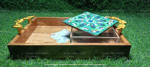 Ensemble de bocaux en acrylique élégant Ramadan et Eid Mubarak avec couvercles incrustés de nacre et plateau de service en bois design - Product Image 3