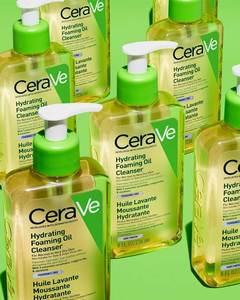 Cerav E Skin Care: Consigue una Piel Radiante con el Suero de Cerav - Fórmula Iluminadora, Blanqueadora e Hidratante. - Product Image 1