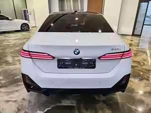 BMW Serie 5 2024 Usado, Sedán Gasolina/Petrolio, Automático, Asientos de Cuero, Techo Panorámico, Bajo Kilometraje, OFERTA ESPECIAL, Ruedas 72V - Product Image 2