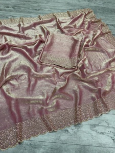 Le dernier Saree de style Bollywood avec chemisier assorti pour la collection de mariée et de festival est disponible au meilleur prix - Product Image 3