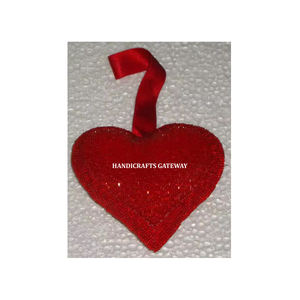 Ornement de Noël à suspendre, nouveau style personnalisé, rouge brillant en forme de cœur, véritable ornement de Noël pour designer indien - Product Image 1