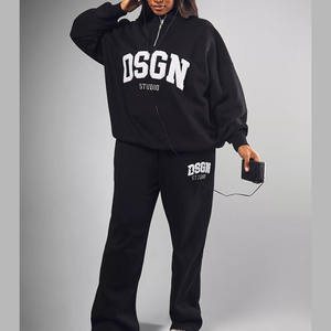 Ensemble de survêtement décontracté pour femmes deux pièces sweat à capuche pantalon de survêtement avec motif solide imprimé personnalisé col montant personnalisable - Product Image 4