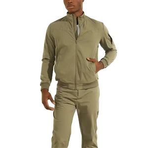 ชุดกันลมผ้าไนลอนลำลองสำหรับผู้ชายปรับแต่งได้ชุดวอร์มผ้าโพลีเอสเตอร์สะท้อนแสงชุดวอร์มสองชิ้นสำหรับฤดูใบไม้ร่วง - Product Image 1