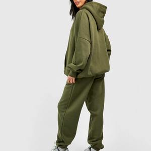 Venta caliente Chándal de Pakistán hecho a medida para mujer Ropa de invierno de patrón sólido ecológico - Product Image 3