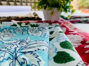 Juego de servilletas desechables de algodón indio hechas a mano, Forma cuadrada, estampado de bloques de mano, mezcla de colores personalizados, logotipos para bodas - Product Image 4