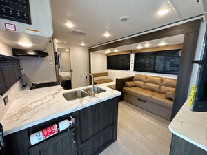 Zinger 3-9-0-D-B Crossroads 2026 d'occasion à vendre - Product Image 5