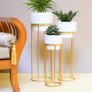 Maceta Blanca con Soporte de Metal Dorado para Decoración del Hogar, Moderna Base para Plantas de Piso, para Sala de Estar, Dormitorio y Oficina, Estilo Interior - Product Image 1
