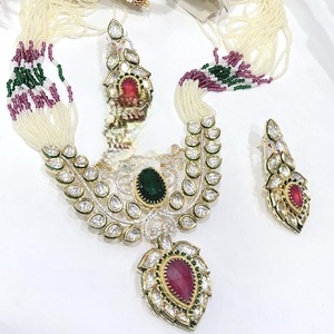 Attrayant de haute qualité délicate pierre semi-précieuse Fusion Look collier ensemble boucles d'oreilles pour femmes bijoux pour vêtements de mariage - Product Image 1