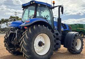 Tracteurs à rangées pour cultures en ligne New Holland T8.350 de 2019, moissonneuses-batteuses à céréales et à maïs avec moteur principal pour la récolte du blé, du riz, des arachides et des pommes de terre - Product Image 4