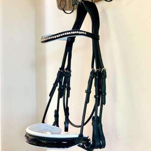 Bride en cuir de cheval de qualité supérieure disponible pour l'exportation en vrac - Product Image 4