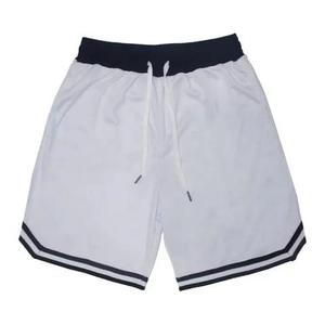 Shorts de sport pour hommes en gros, taille mi-haute, respirants, avec logo personnalisé, motif uni, en toile, pour l'extérieur, à prix abordable - Product Image 4