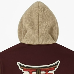 Chaqueta Varsity con Capucha y Bordado Personalizado en Satén para Hombre, Chaquetas Varsity de Invierno al por Mayor para Hombre - Product Image 6